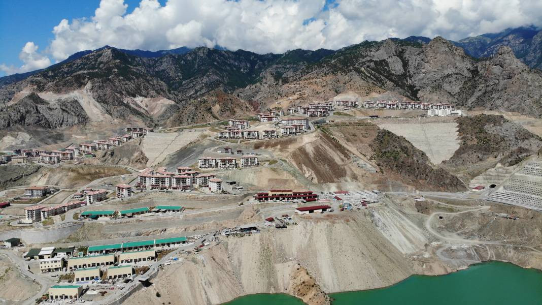 Yusufeli Merkez Viyadüğü hizmete açıldı! 15,5 kilometre kısaldı - Resim: 17